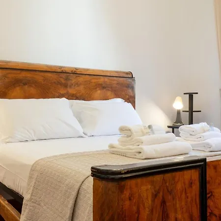 Casa Novecento Prati Rome